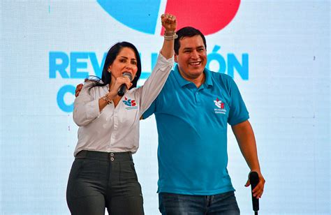 Rafael Correa se decanta por la diputada afín Luisa González para las