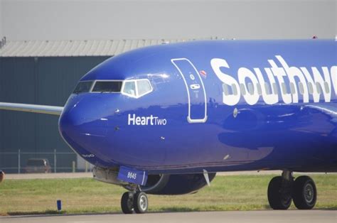 Southwest Unveils New Livery In Dallas Airlinereporter Airlinereporter