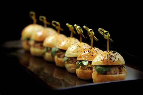 They are perfect for casual occasions such as a cocktail party or business these are also the best canapes caterers, which are perfect as a light snack for your guests to enjoy. WEDDING CATERING - CREATIVE CATERING PERTH