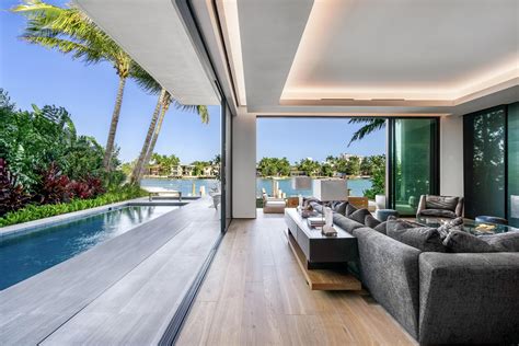 Living Room In Miami Beach Fl Modern Mansion 5000 × 3335 Oc R