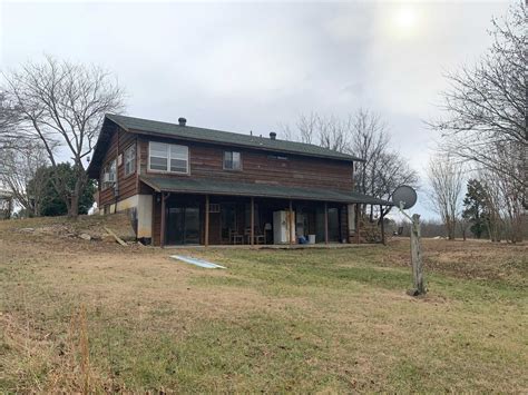 Farm And Country Home In Ozark Mountains For Sale