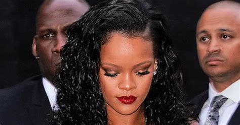 man charged after allegedly breaking into rihanna s home ‘to have sex with her daily star