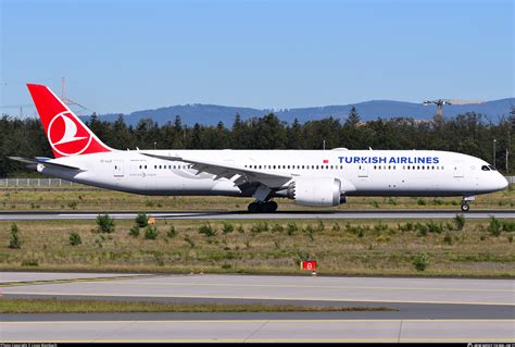 TC LLO Turkish Airlines Boeing 787 9 Dreamliner Photo By Linus Wambach