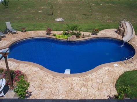 Decorative Concrete Ideas To Add Unique Effect To Your Pool Deck