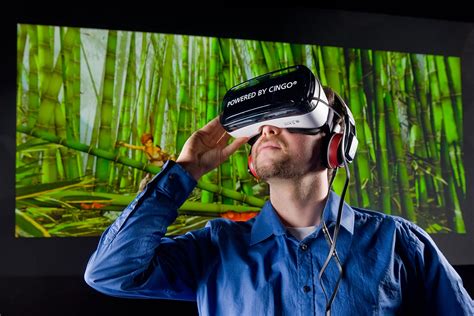 Over One Million Vr Adventurers Used Samsungs Gear Vr Headset In April