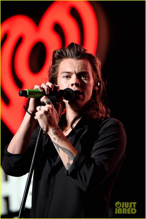 One Direction And 5 Seconds Of Summer Hit Up Jingle Ball Dallas 2015