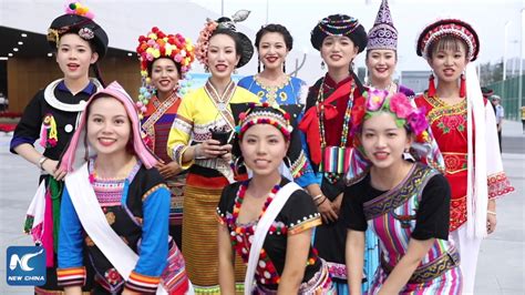 Girls Of Different Ethnic Groups Show Off Traditional Dances Youtube