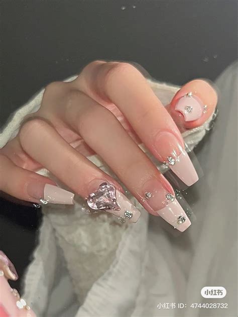 Xiaohongshu Trendy Nails Design 2022 Дизайнерские ногти Милые ногти Длинные ногти