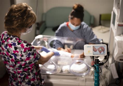 Unidad De Cuidados Intensivos Neonatales Ucin Hospital De La