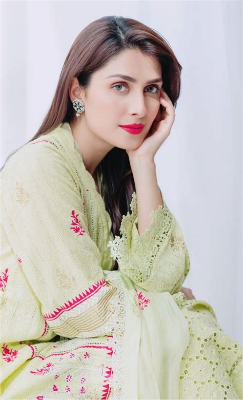 Beautiful Hijab Pakistani Actress Pakistani Fashion Pakistani Dramas