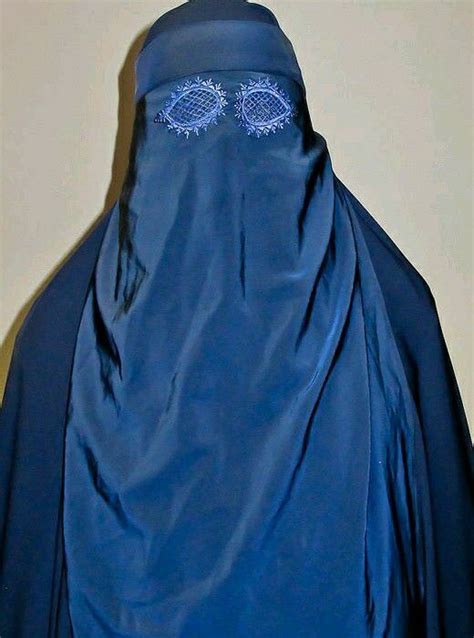 Pin Von Samina Naqabwali Auf Burqa Frau Schleier Muslimisch