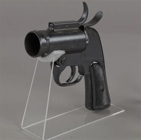 Flare Pistol Type An M8 National Air And Space Museum