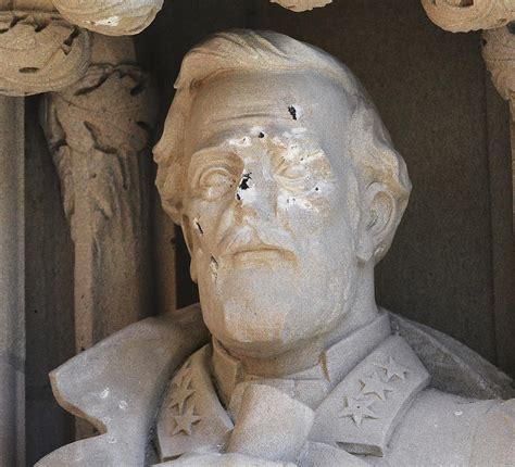 Duke University Removes Damaged Robert E Lee Statue The Spokesman Review
