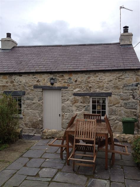 Welsh Cottage Stone Cottages Cottage Inspiration Welsh Cottage