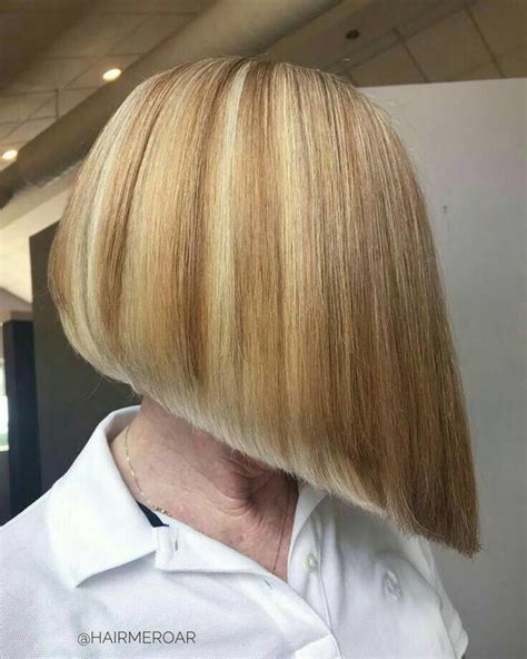 To prevent men's hairstyles for long hair from inclination into the feminine side, avoid using too much of styling products. 0a4b4cd01d8a8fe6bbbab229f39f18bf | Sexy long hair, Sexy ...