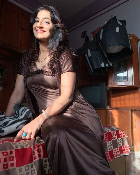 Savdhaan India Actress Aartii Naagpal In Satin Nighty Gown South Indian Actress Photos And