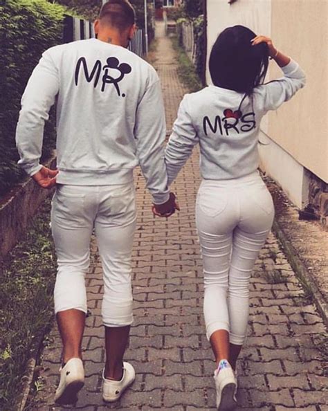 Pin By Lara Hana On Couples Couple Outfits Matching Couple Outfits Cute Couple Shirts