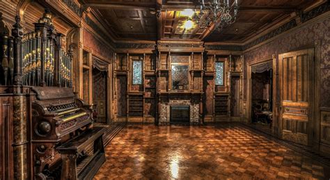 The Winchester Mystery House la maison la plus hantée du monde