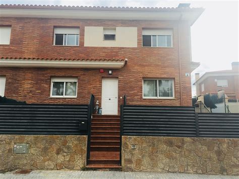 Oferta y demanda de pisos y casas en venta y alquiler en la coruña. Pisos compartidos de particulares en la ciudad de La Pineda