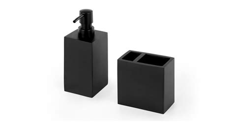 A smart inner sieve at the bottom of the holder ensures that moisture drains away, leaving the toothbrush dry. Ryder Soap Dispenser & Toothbrush Holder Set, Matt Black ...