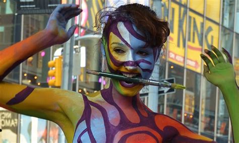 Nude New York Bodypainted Model Is Hauled To Jail After Times Square Spectacle Daily Mail Online
