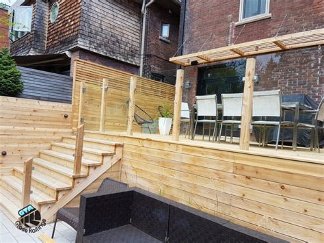 Build a project with an expert or purchase buying a glass panel railing all begins with one thing: Glass Railings Toronto | Services | Outdoor Railing | GTA ...