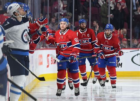 And here they are, the canadiens fanbase has deployed supporters as it always does! Marc Bergevin's job with the Montreal Canadiens should be safe for now
