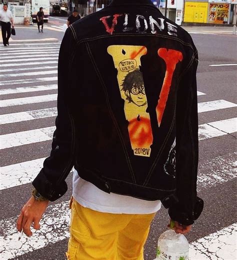 Pin By Trippin Ky On Vlone Vlone Clothing Vlone Logo Cool Outfits