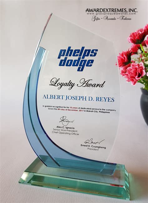 Glass Plaque Top Seller Awards Awardextremes Inc