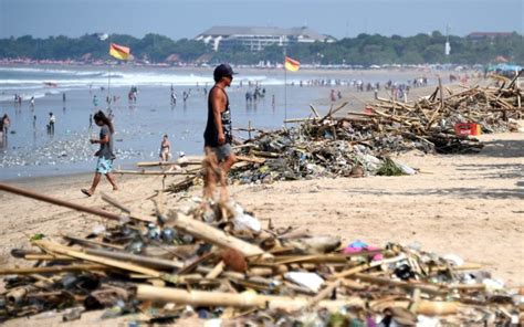 as praias mais poluídas pelo lixo no mundo