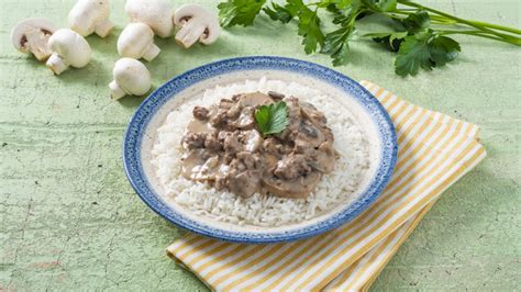 Classic Beef Stroganoff Recipe With Instant Rice Minute® Rice