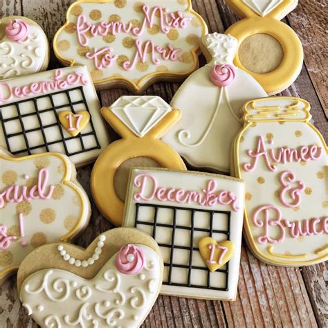 Pin By Bika Wedding Ideas On Wedding Calendar Wedding Cookies Fancy