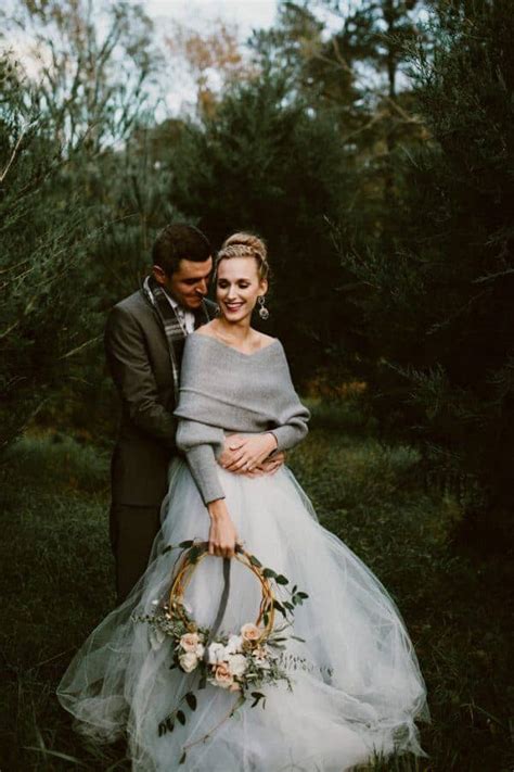 25 Wonderful Winter Wedding Dresses Youll Fall In Love With