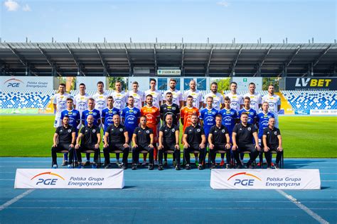 Fabryczny klub sportowy stal mielec. PGE FKS STAL MIELEC do skarbów kibica - FKS Stal Mielec SA