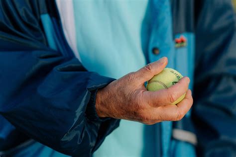 A Diy Guide To Using Tennis Balls For Back Pain Massage Sapna Pain Management Blog