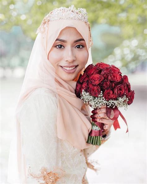 populer 30 pengantin hijab mahkota warna jilbab