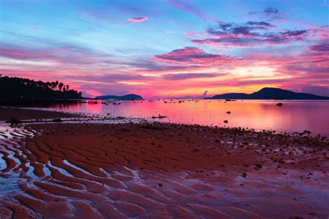 Beautiful Sunrise At The Tropical Beach Stock Image Image Of Ground