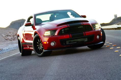 Shelby Gt500 Super Snake With New Wide Body Kit Debuts In Detroit