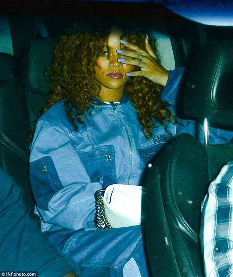 Rihanna Looks Tired As She Enjoys A Late Dinner With Pals In Los