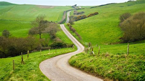 Country Road Dirt Track Trough Rural Landscape England Uk Windows