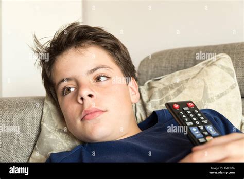 Child Television Set Hi Res Stock Photography And Images Alamy