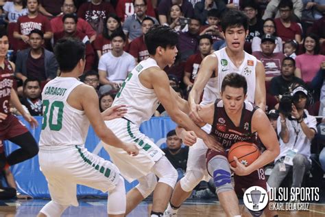 Green Archers Suffer First Loss Of The Season Bow To Fighting Maroons
