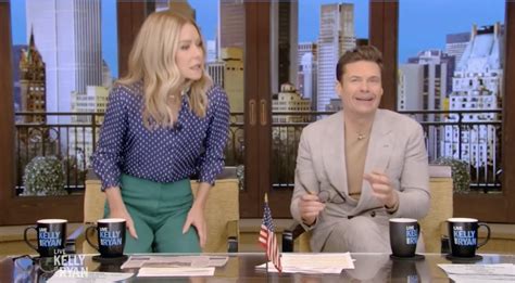 All The Signs Ryan Seacrest Was Going To Quit Live Including Countless