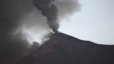 El Volcán De Fuego En Guatemala Entra En Una Nueva Fase De Erupción