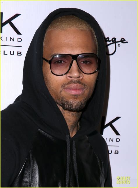 Chris Brown Confirms Rihanna Split I Cant Be Wife Ing Someone Photo
