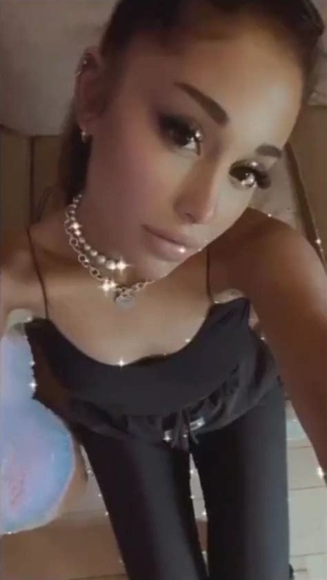 Ariana Grande Pfp Maquillaje