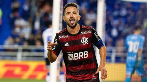 Everton Ribeiro Pode Alcan Ar Feito Hist Rico Pelo Flamengo Na Libertadores