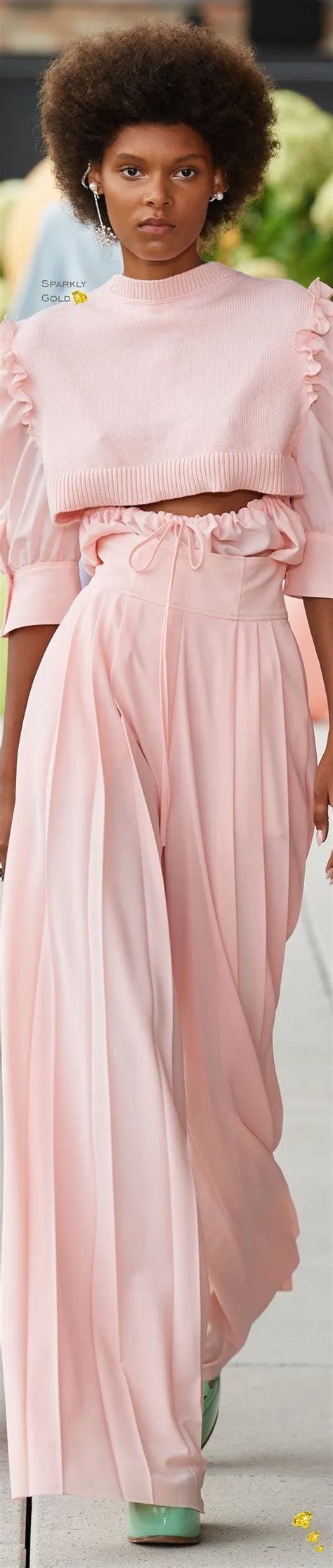 Pink Fashion Couture Fashion Runway Fashion Fashion Show Womens