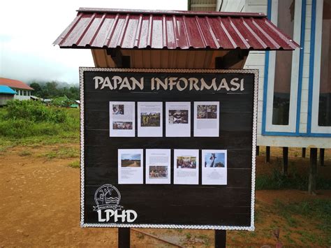 Zona Yuji Papan Informasi Hutan Desa