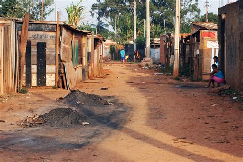 Pobreza Extrema No Brasil é Maior Em Janeiro Do Que No Começo Da Década Passada País Diário